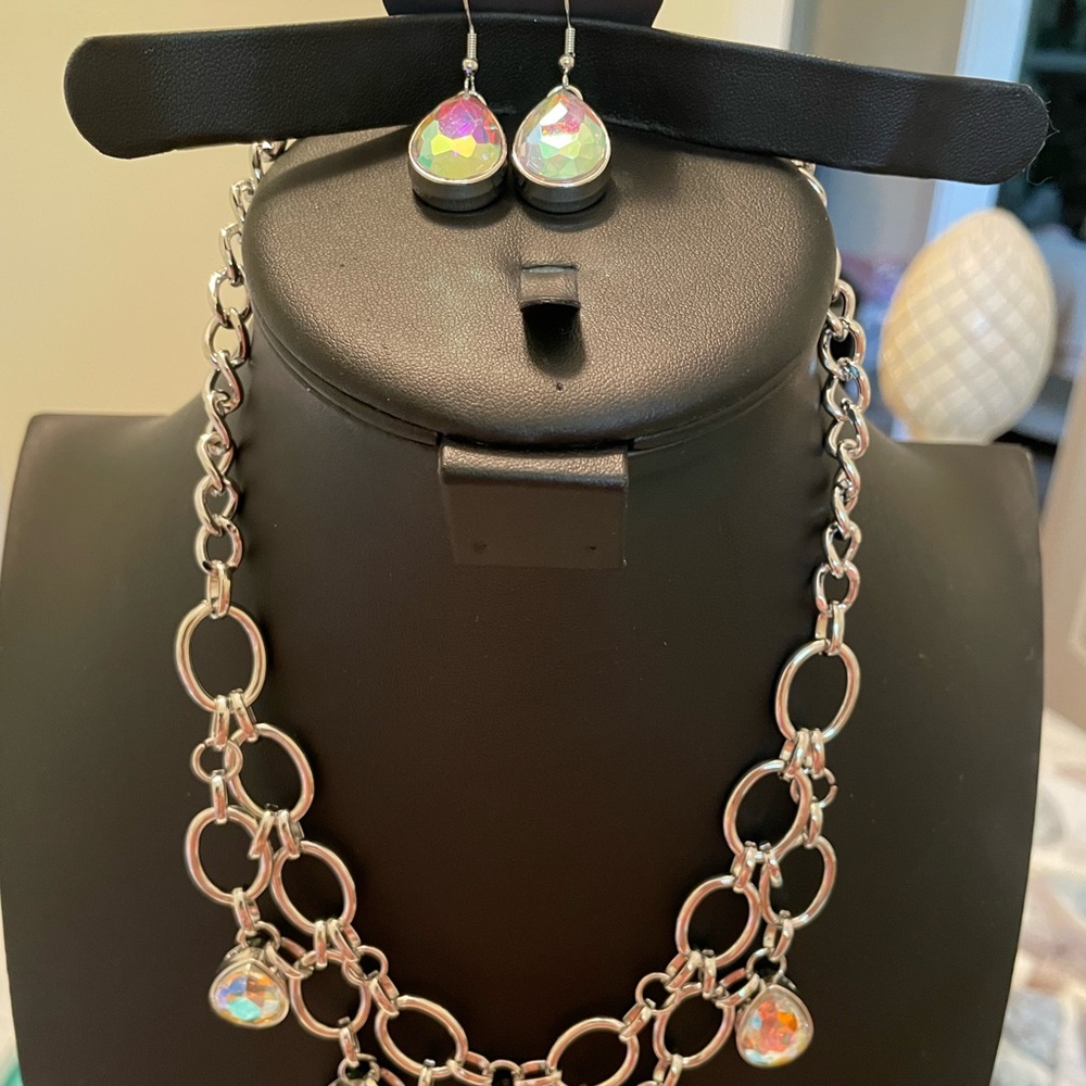 Paparazzi Multi Iridescent Necklace with Earrings